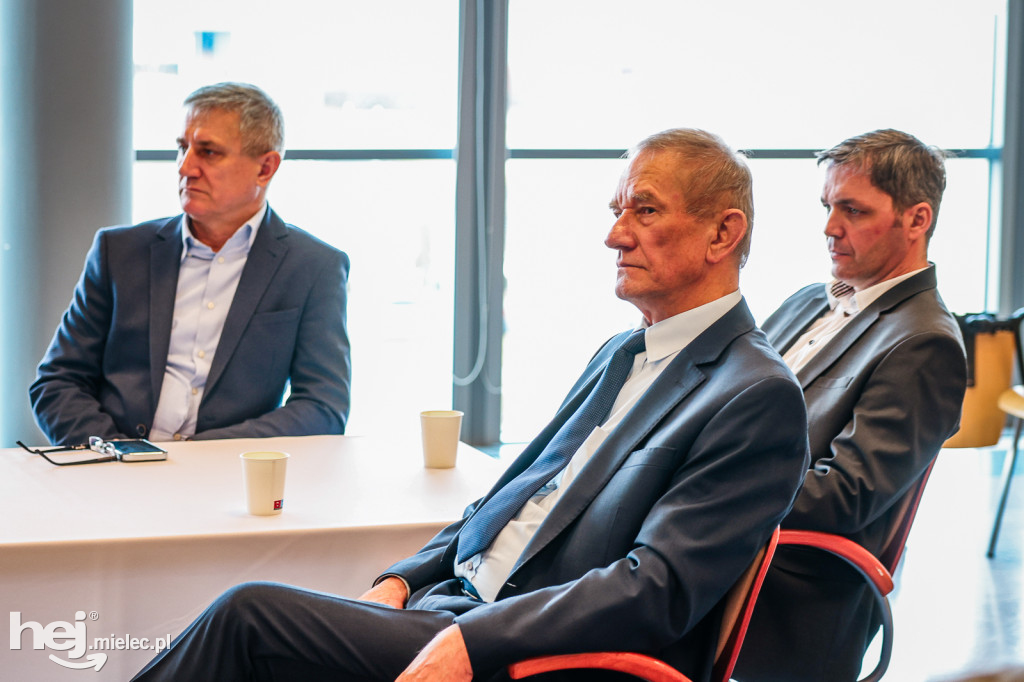 WIZYTA MINISTER KATARZYNY PEŁCZYŃSKIEJ-NAŁĘCZ