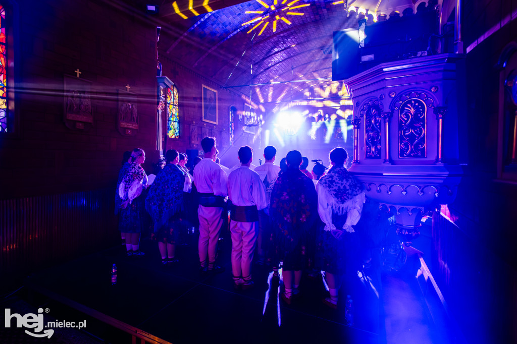 Rzeszowiacy z koncertem kolęd w Jamach