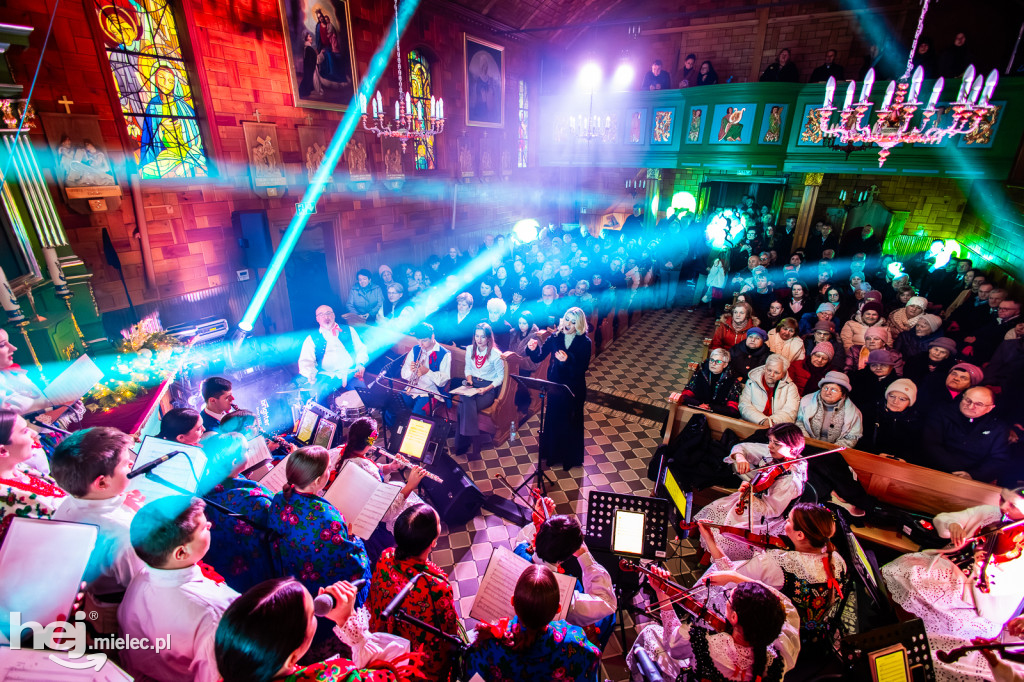 Rzeszowiacy z koncertem kolęd w Jamach