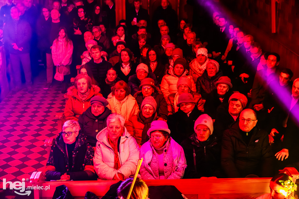 Rzeszowiacy z koncertem kolęd w Jamach