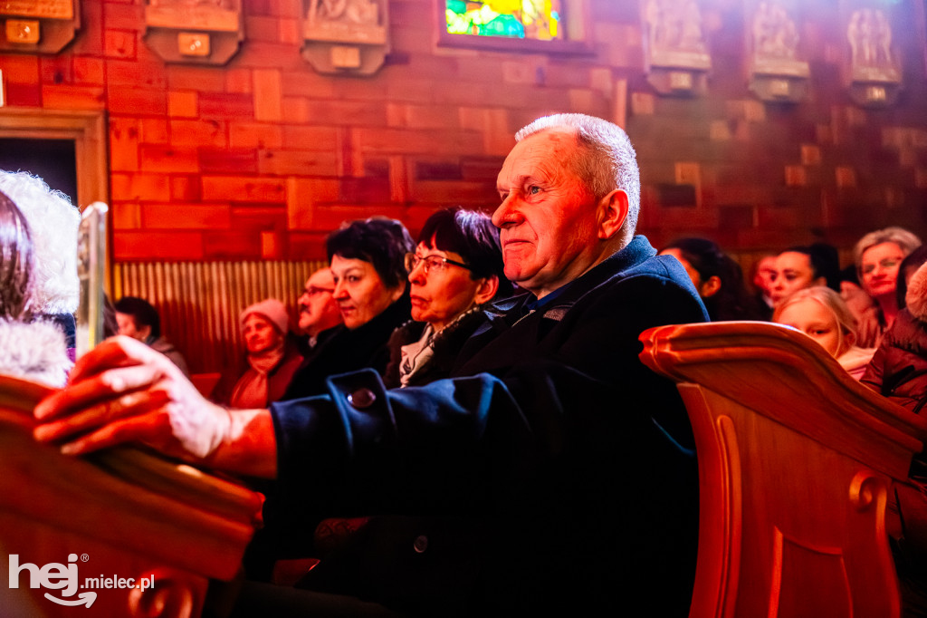 Rzeszowiacy z koncertem kolęd w Jamach