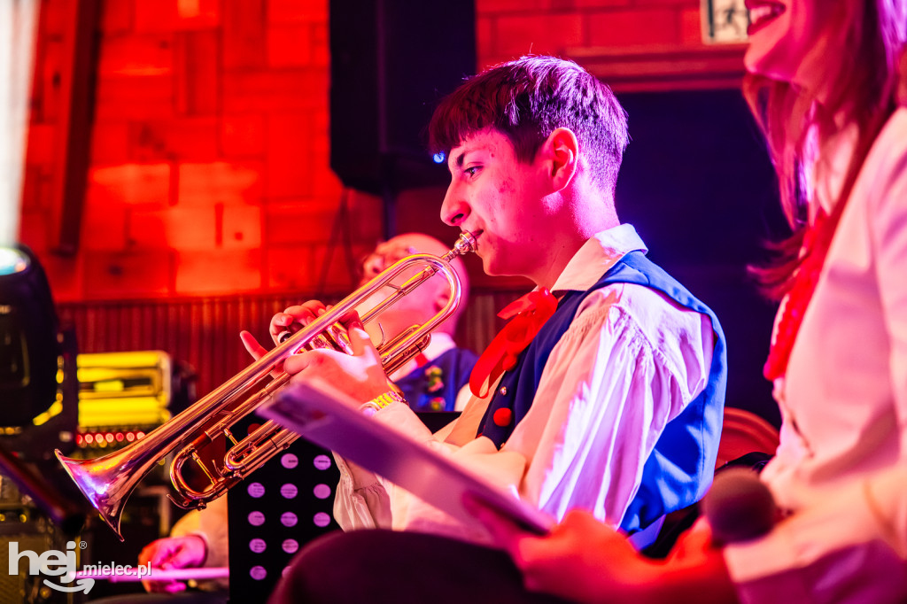 Rzeszowiacy z koncertem kolęd w Jamach