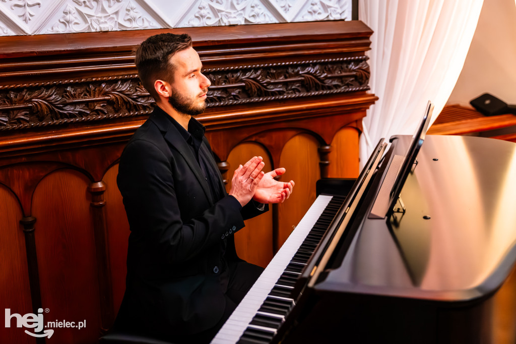 Siostry Szafrańskie kolędowały na Zamku Przecław