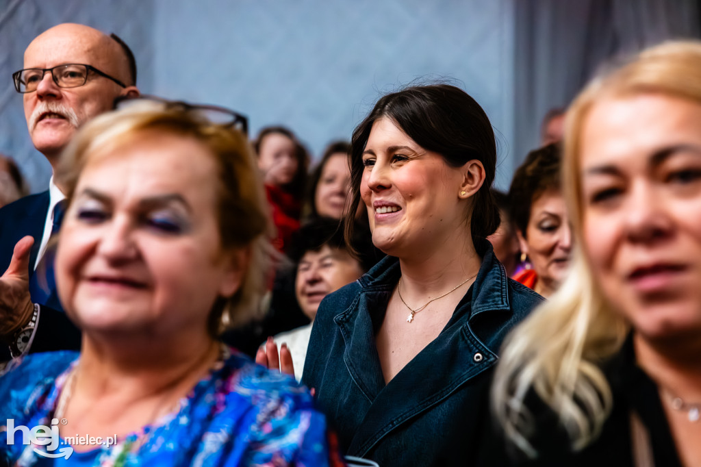 Siostry Szafrańskie kolędowały na Zamku Przecław