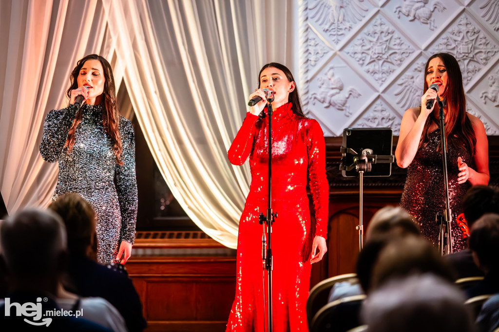 Siostry Szafrańskie kolędowały na Zamku Przecław