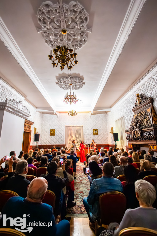 Siostry Szafrańskie kolędowały na Zamku Przecław