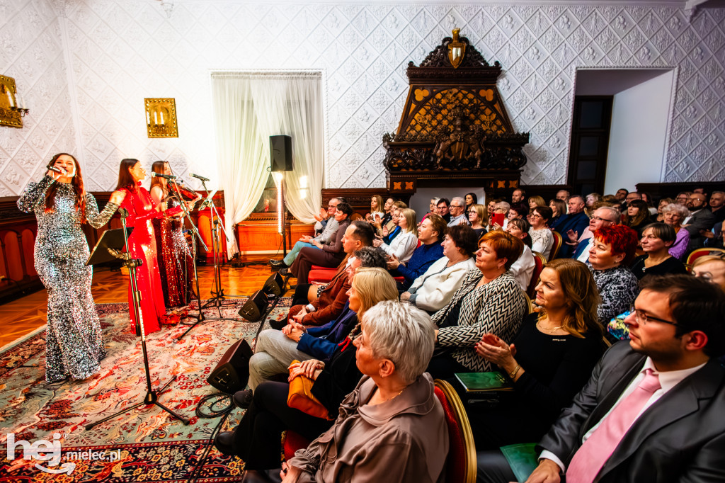 Siostry Szafrańskie kolędowały na Zamku Przecław
