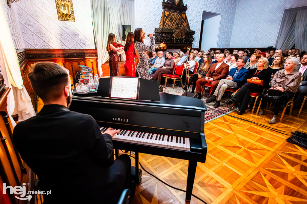 Siostry Szafrańskie kolędowały na Zamku Przecław