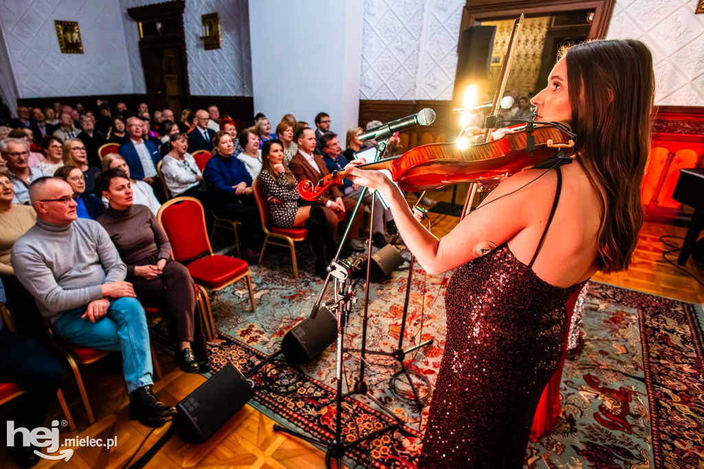 Siostry Szafrańskie kolędowały na Zamku Przecław