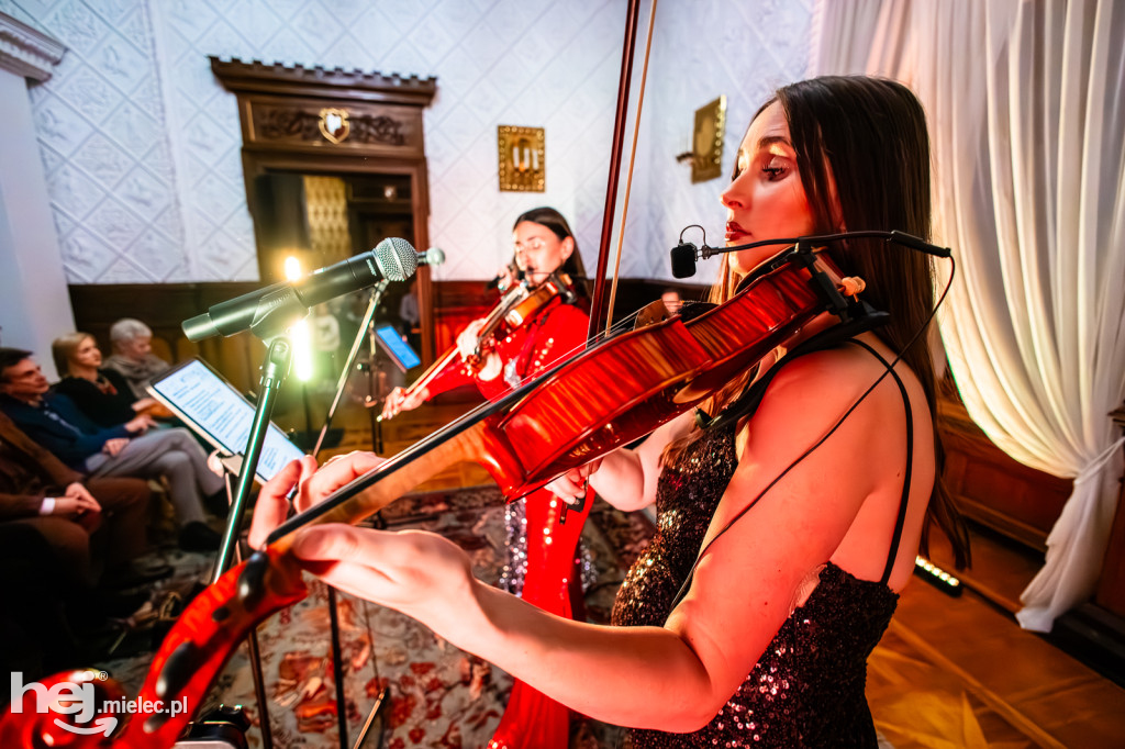 Siostry Szafrańskie kolędowały na Zamku Przecław