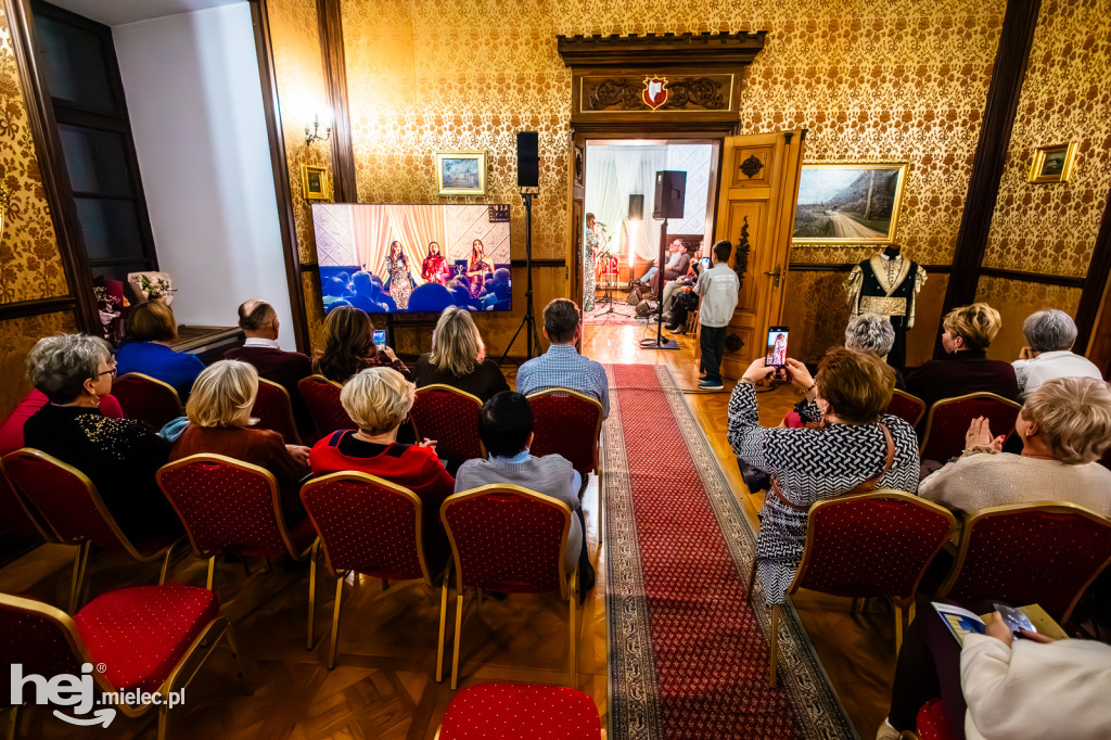 Siostry Szafrańskie kolędowały na Zamku Przecław