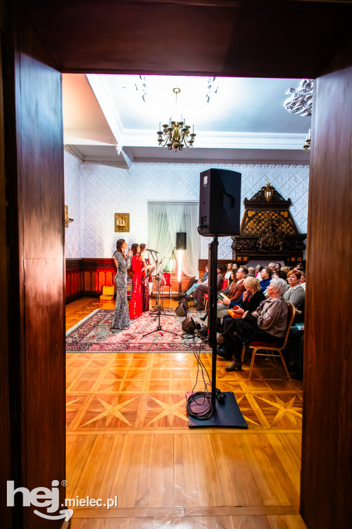 Siostry Szafrańskie kolędowały na Zamku Przecław