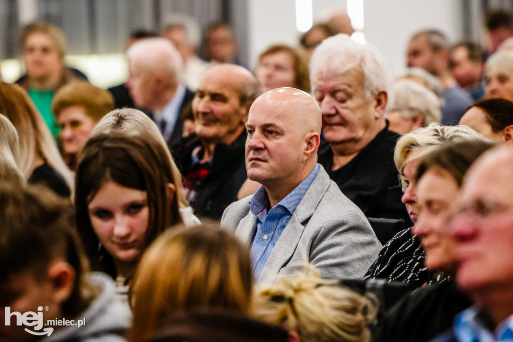 Tłumy na spotkaniu z Mateuszem Morawieckim w Mielcu