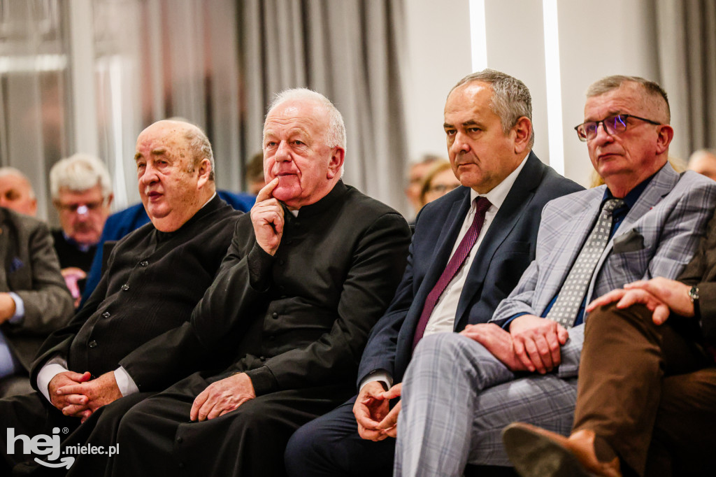 Tłumy na spotkaniu z Mateuszem Morawieckim w Mielcu