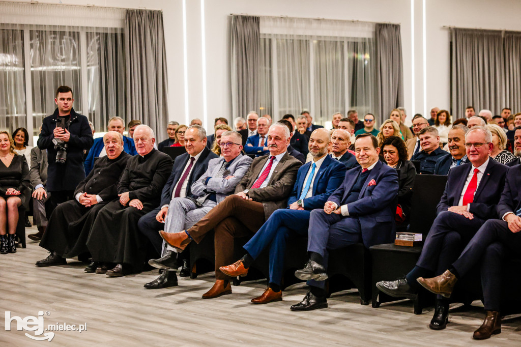 Tłumy na spotkaniu z Mateuszem Morawieckim w Mielcu