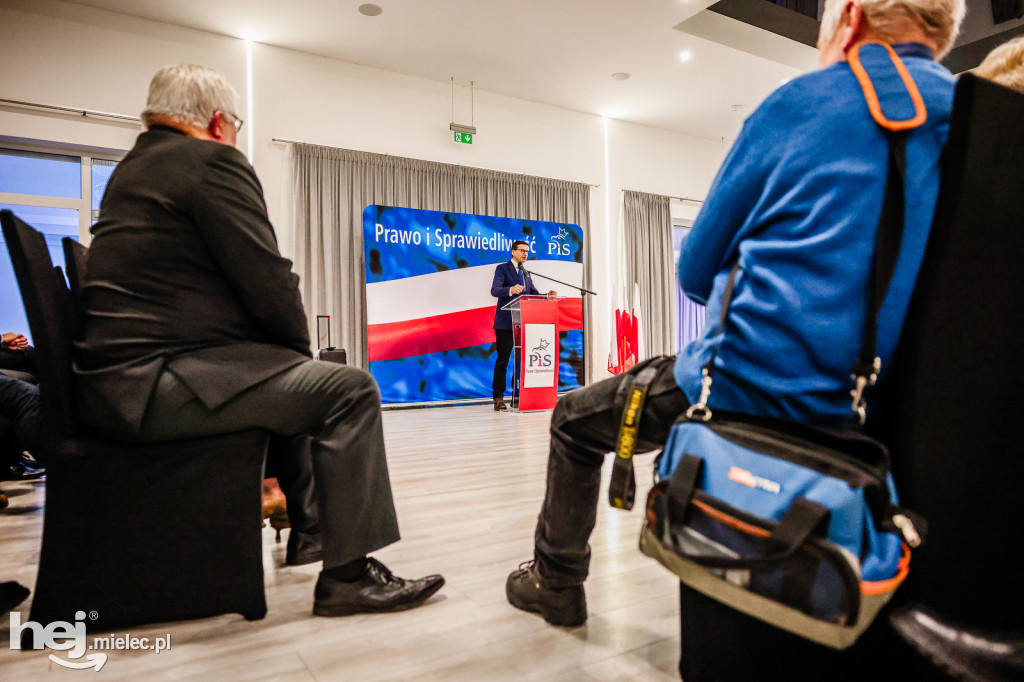 Tłumy na spotkaniu z Mateuszem Morawieckim w Mielcu
