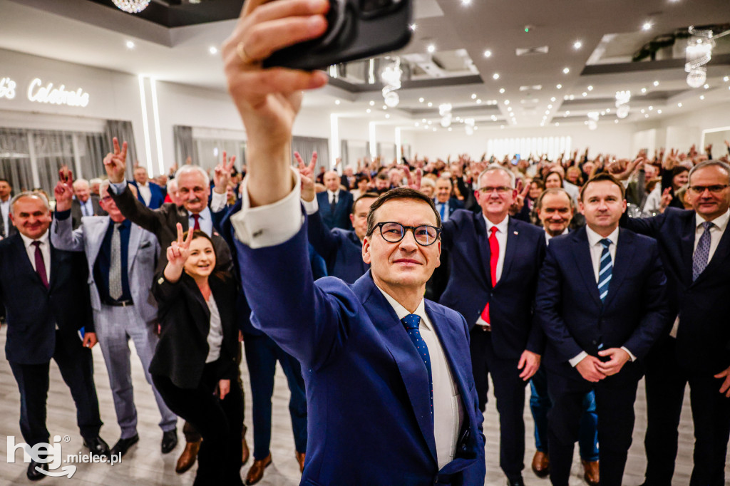 Tłumy na spotkaniu z Mateuszem Morawieckim w Mielcu