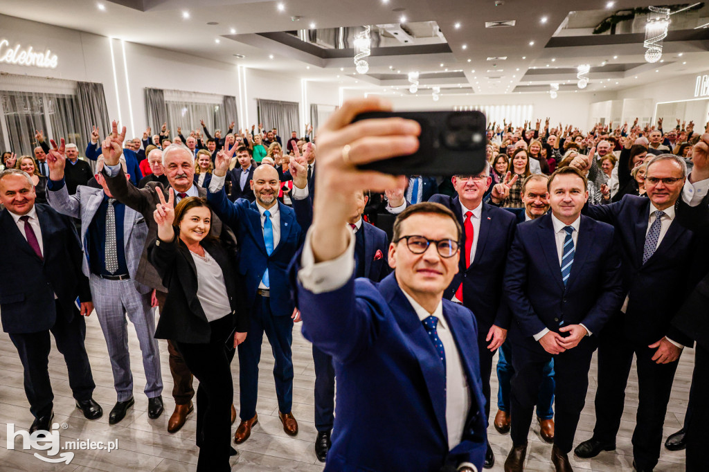 Tłumy na spotkaniu z Mateuszem Morawieckim w Mielcu