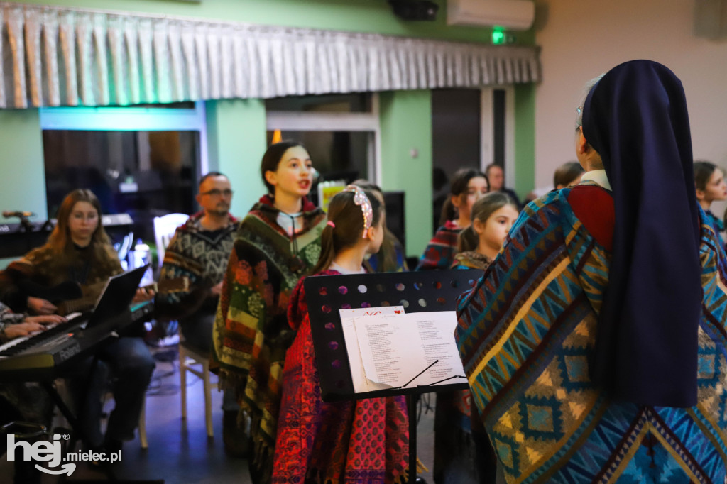 VII Osiedlowe Spotkanie Noworoczne w Mielcu