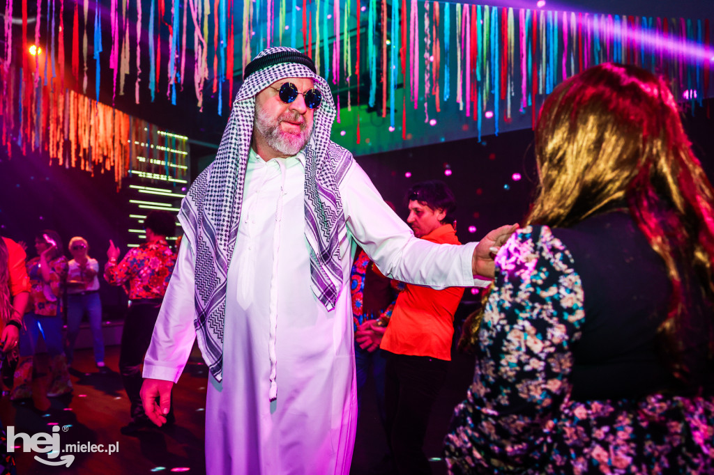 IMPREZA TANECZNA W STYLU LAT 70-TYCH w Domu Kultury w Przecławiu