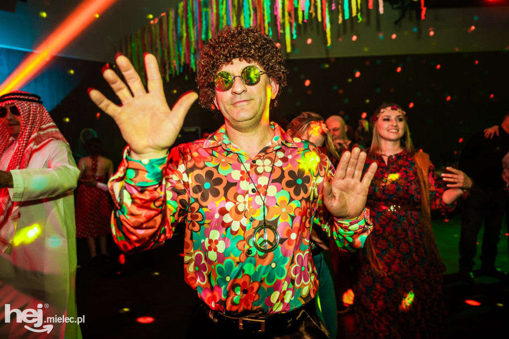 IMPREZA TANECZNA W STYLU LAT 70-TYCH w Domu Kultury w Przecławiu