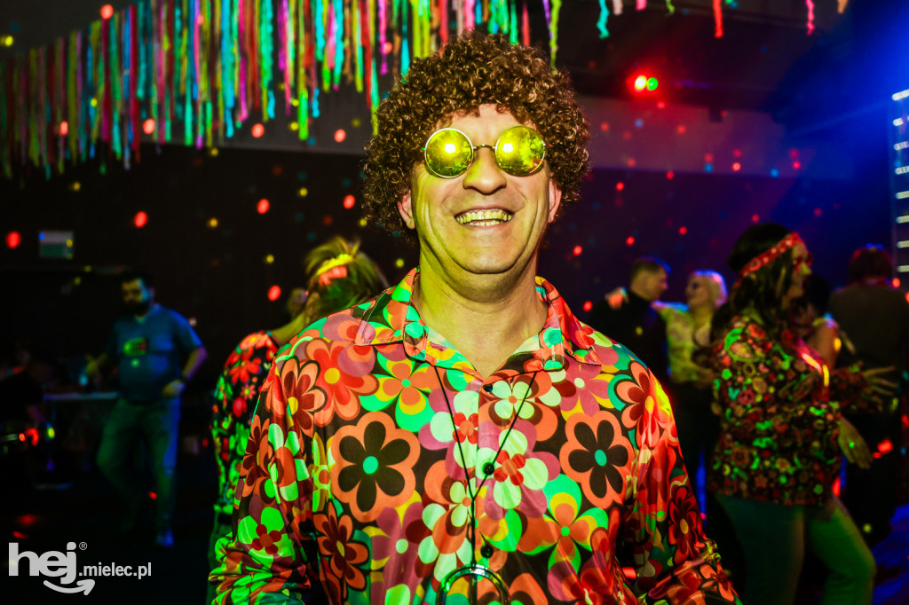 IMPREZA TANECZNA W STYLU LAT 70-TYCH w Domu Kultury w Przecławiu