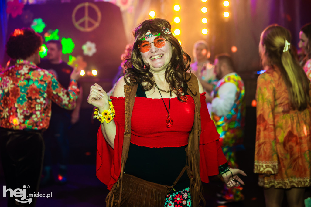 IMPREZA TANECZNA W STYLU LAT 70-TYCH w Domu Kultury w Przecławiu