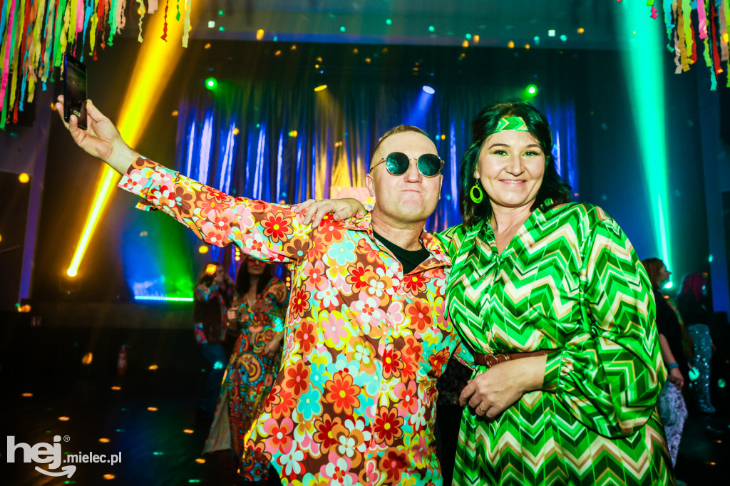 IMPREZA TANECZNA W STYLU LAT 70-TYCH w Domu Kultury w Przecławiu