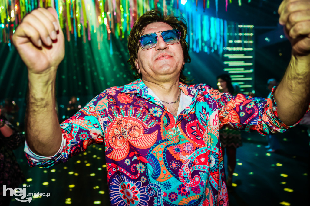 IMPREZA TANECZNA W STYLU LAT 70-TYCH w Domu Kultury w Przecławiu