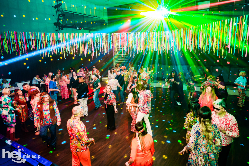 IMPREZA TANECZNA W STYLU LAT 70-TYCH w Domu Kultury w Przecławiu