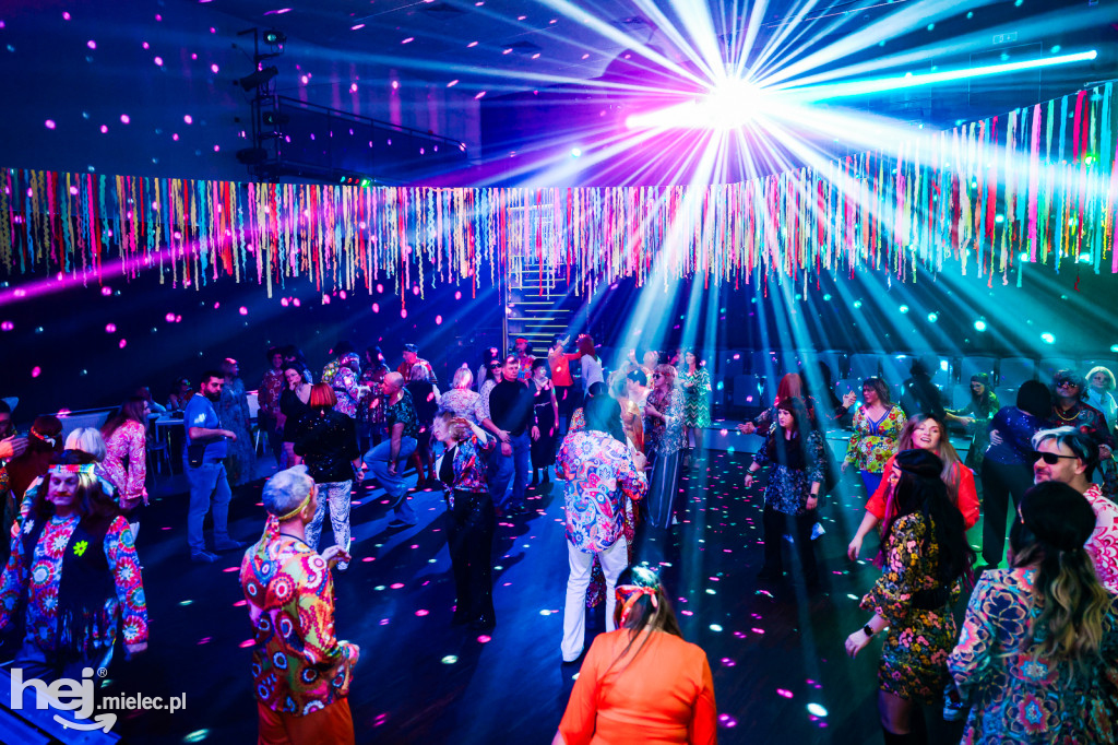IMPREZA TANECZNA W STYLU LAT 70-TYCH w Domu Kultury w Przecławiu