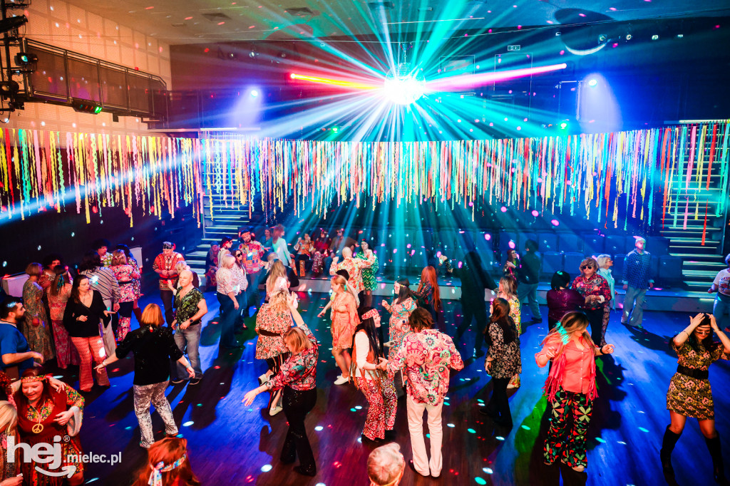IMPREZA TANECZNA W STYLU LAT 70-TYCH w Domu Kultury w Przecławiu