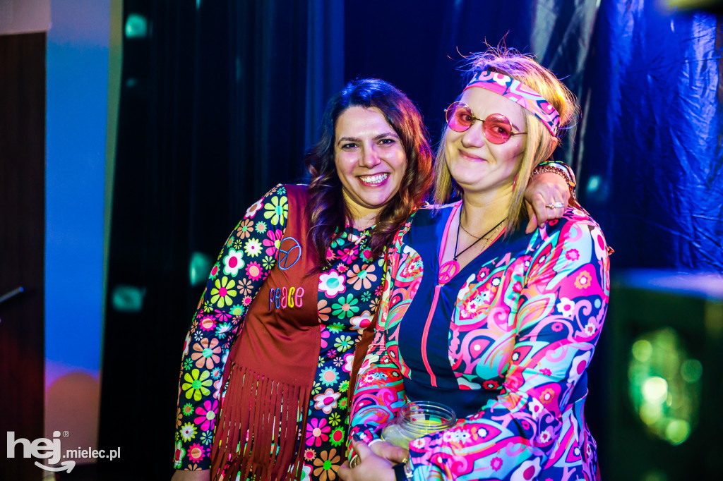 IMPREZA TANECZNA W STYLU LAT 70-TYCH w Domu Kultury w Przecławiu