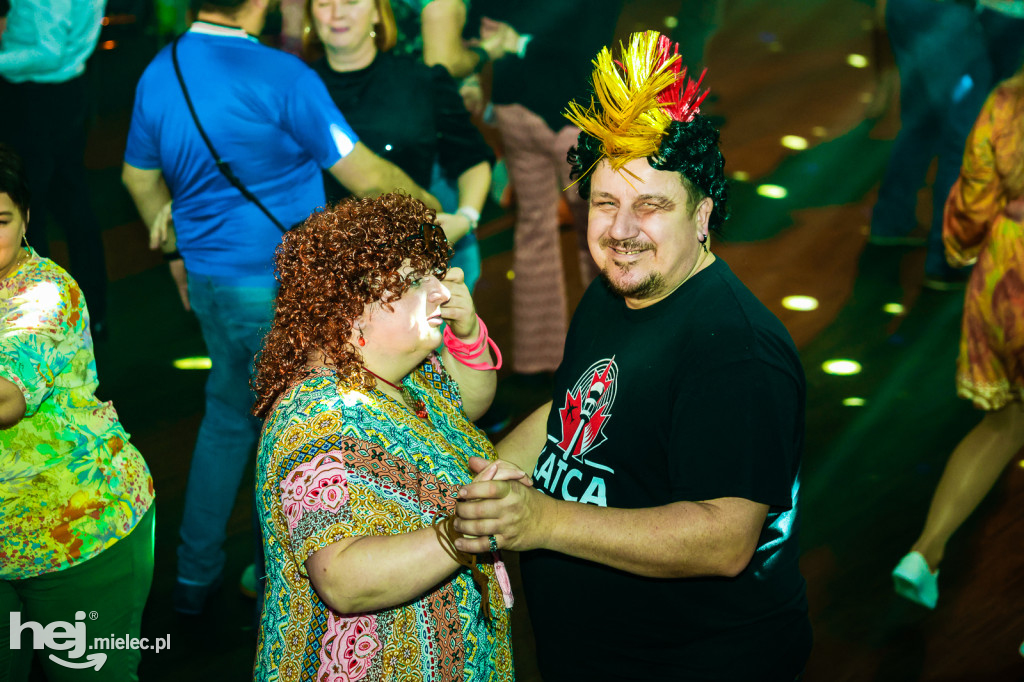 IMPREZA TANECZNA W STYLU LAT 70-TYCH w Domu Kultury w Przecławiu
