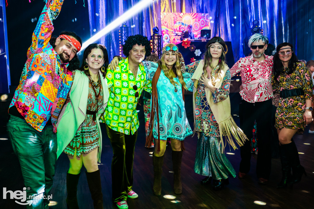 IMPREZA TANECZNA W STYLU LAT 70-TYCH w Domu Kultury w Przecławiu