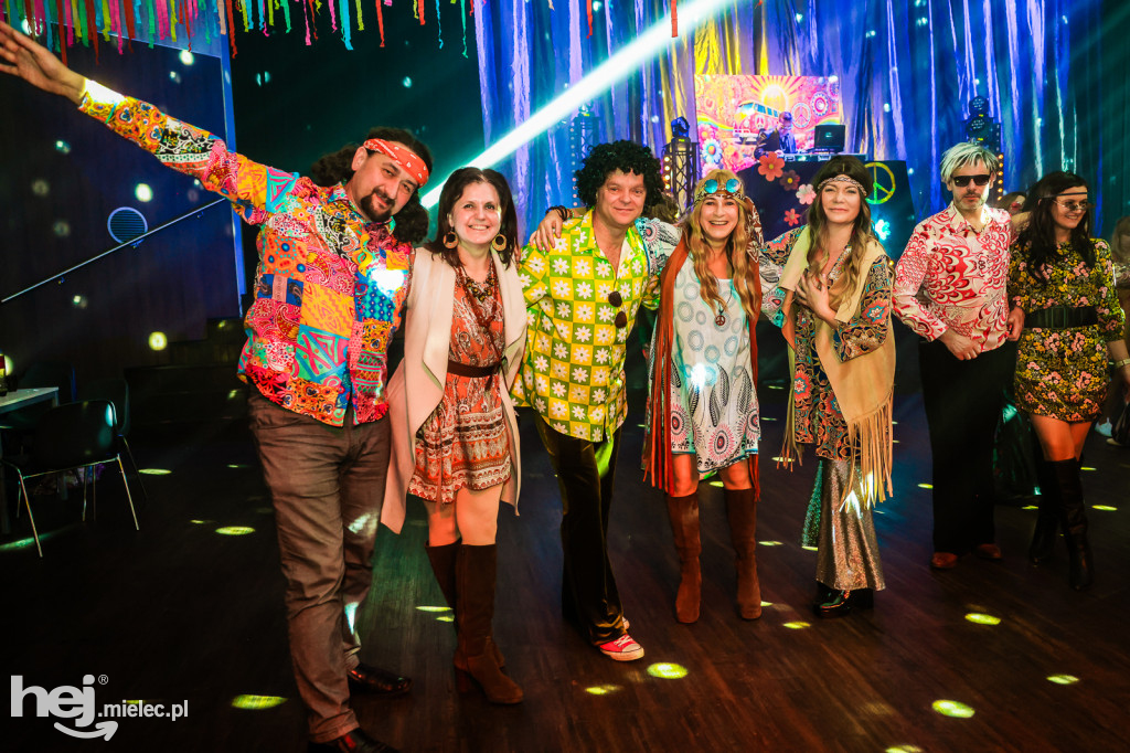 IMPREZA TANECZNA W STYLU LAT 70-TYCH w Domu Kultury w Przecławiu