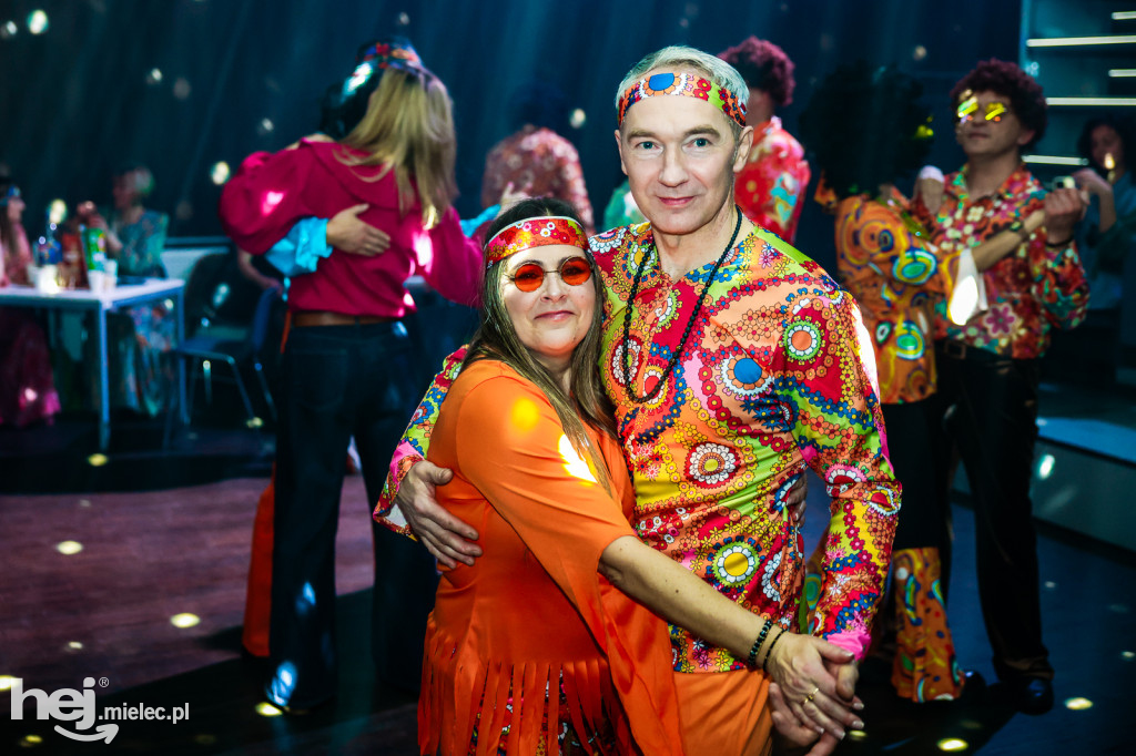 IMPREZA TANECZNA W STYLU LAT 70-TYCH w Domu Kultury w Przecławiu