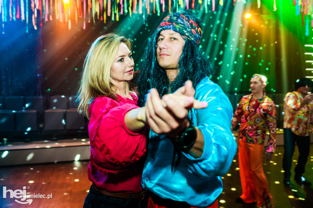 IMPREZA TANECZNA W STYLU LAT 70-TYCH w Domu Kultury w Przecławiu