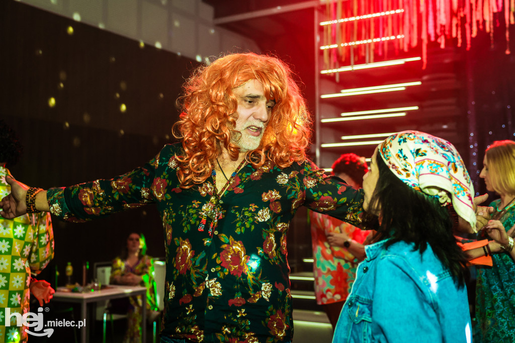 IMPREZA TANECZNA W STYLU LAT 70-TYCH w Domu Kultury w Przecławiu