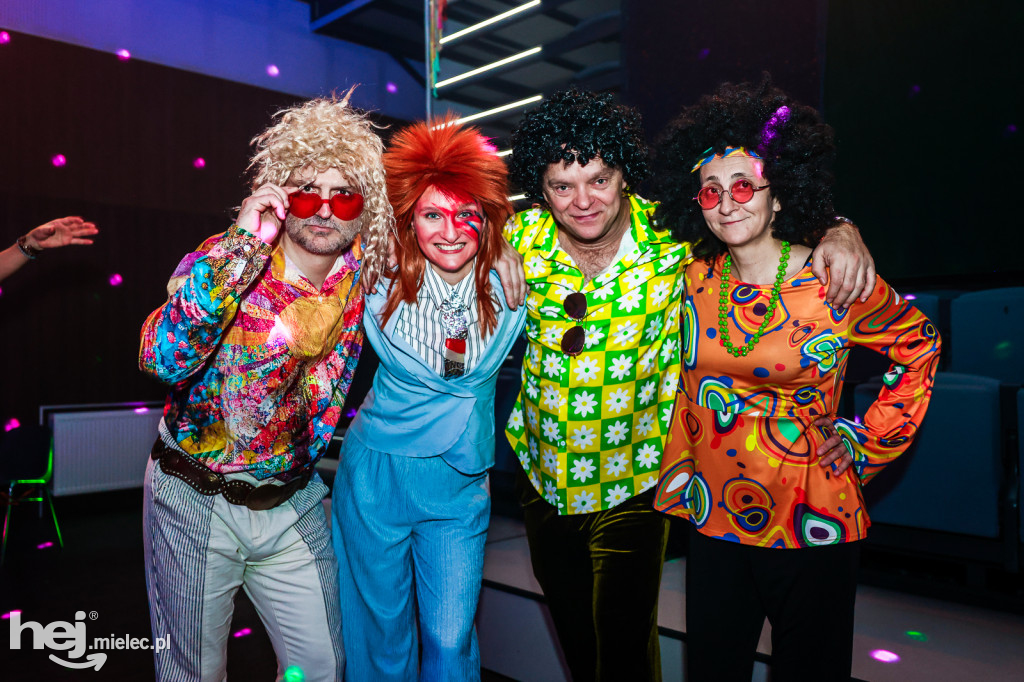 IMPREZA TANECZNA W STYLU LAT 70-TYCH w Domu Kultury w Przecławiu