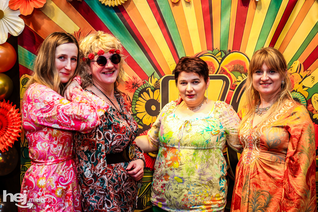 IMPREZA TANECZNA W STYLU LAT 70-TYCH w Domu Kultury w Przecławiu