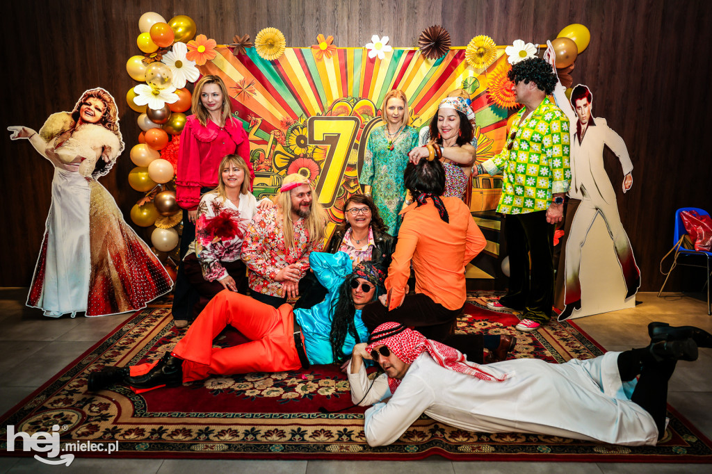 IMPREZA TANECZNA W STYLU LAT 70-TYCH w Domu Kultury w Przecławiu