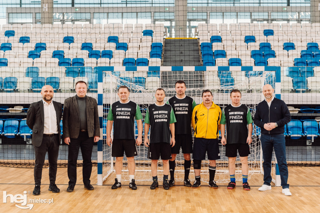 Turnieju Halowej Piłki Nożnej Oldboys 45+ o Puchar Prezydenta Mielca