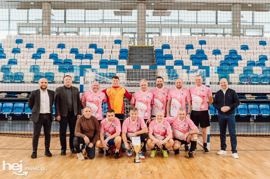 Turnieju Halowej Piłki Nożnej Oldboys 45+ o Puchar Prezydenta Mielca