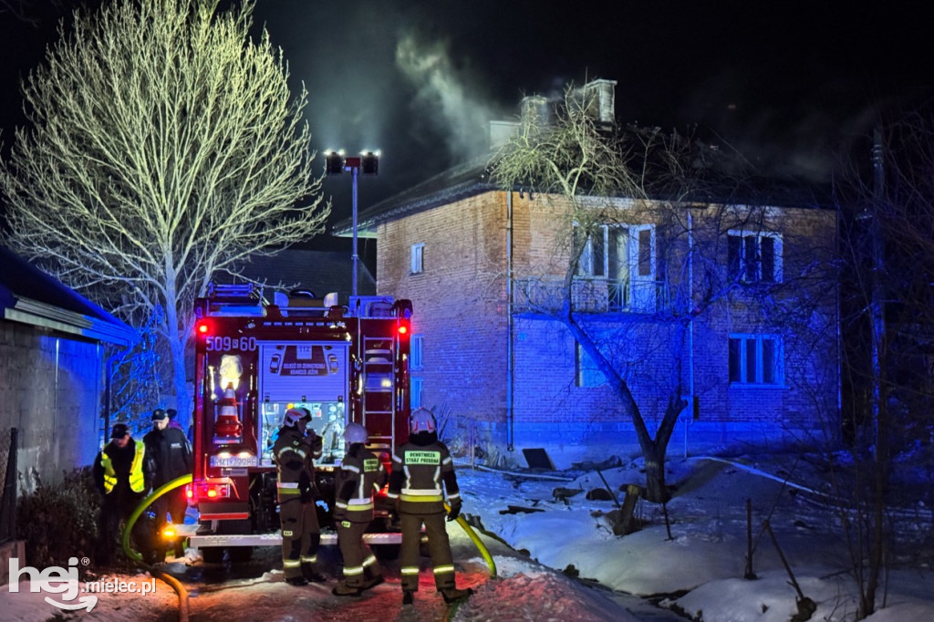 Pożar domu w Łączkach Brzeskich