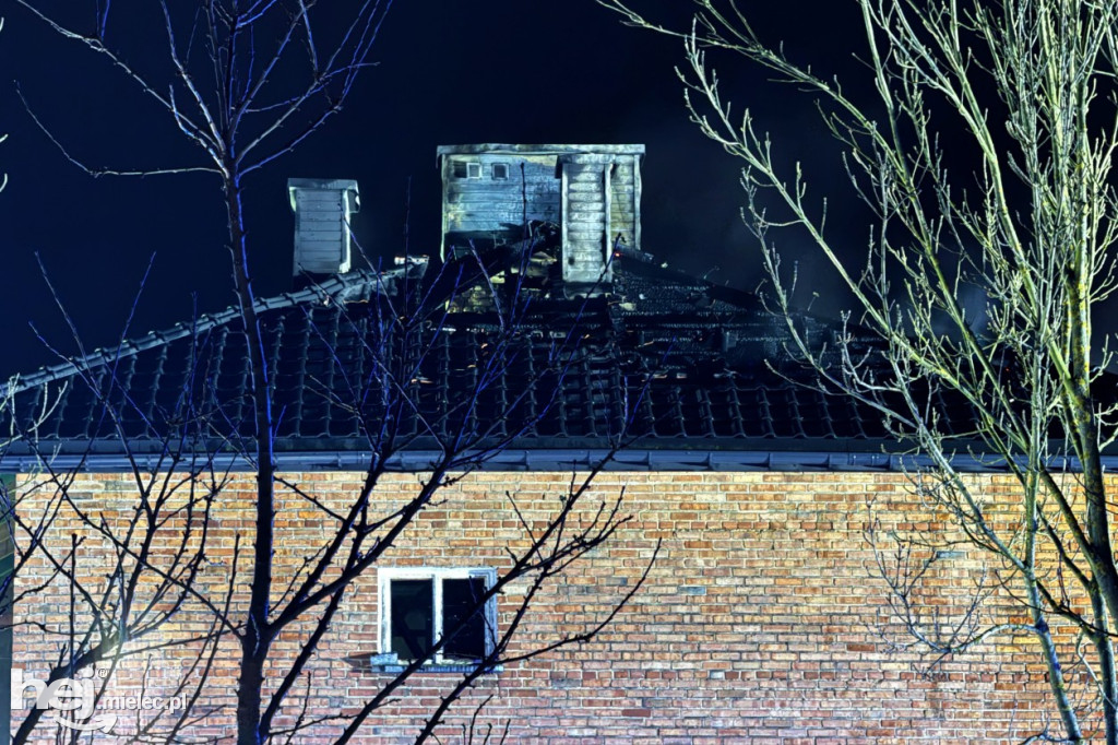 Pożar domu w Łączkach Brzeskich