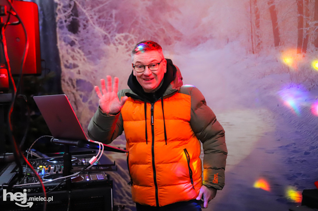 Dyskoteka na lodzie w Mielcu