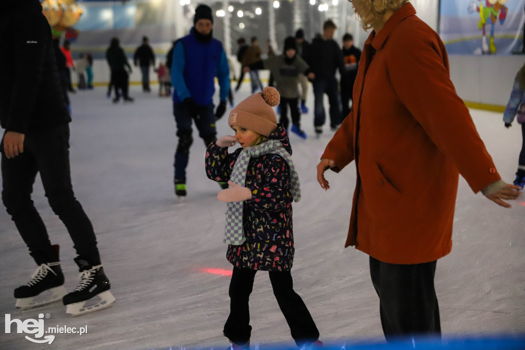 Dyskoteka na lodzie w Mielcu
