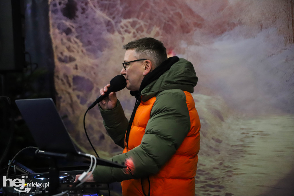 Dyskoteka na lodzie w Mielcu