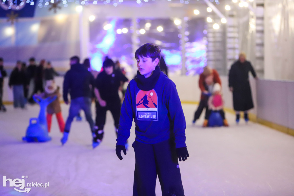 Dyskoteka na lodzie w Mielcu